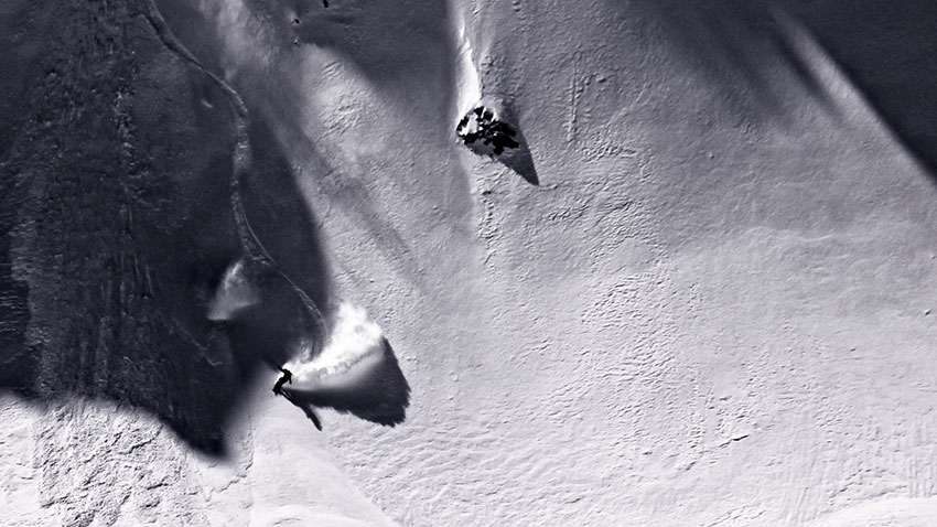 Yanik Skiing Gulmarg's Mini pipline